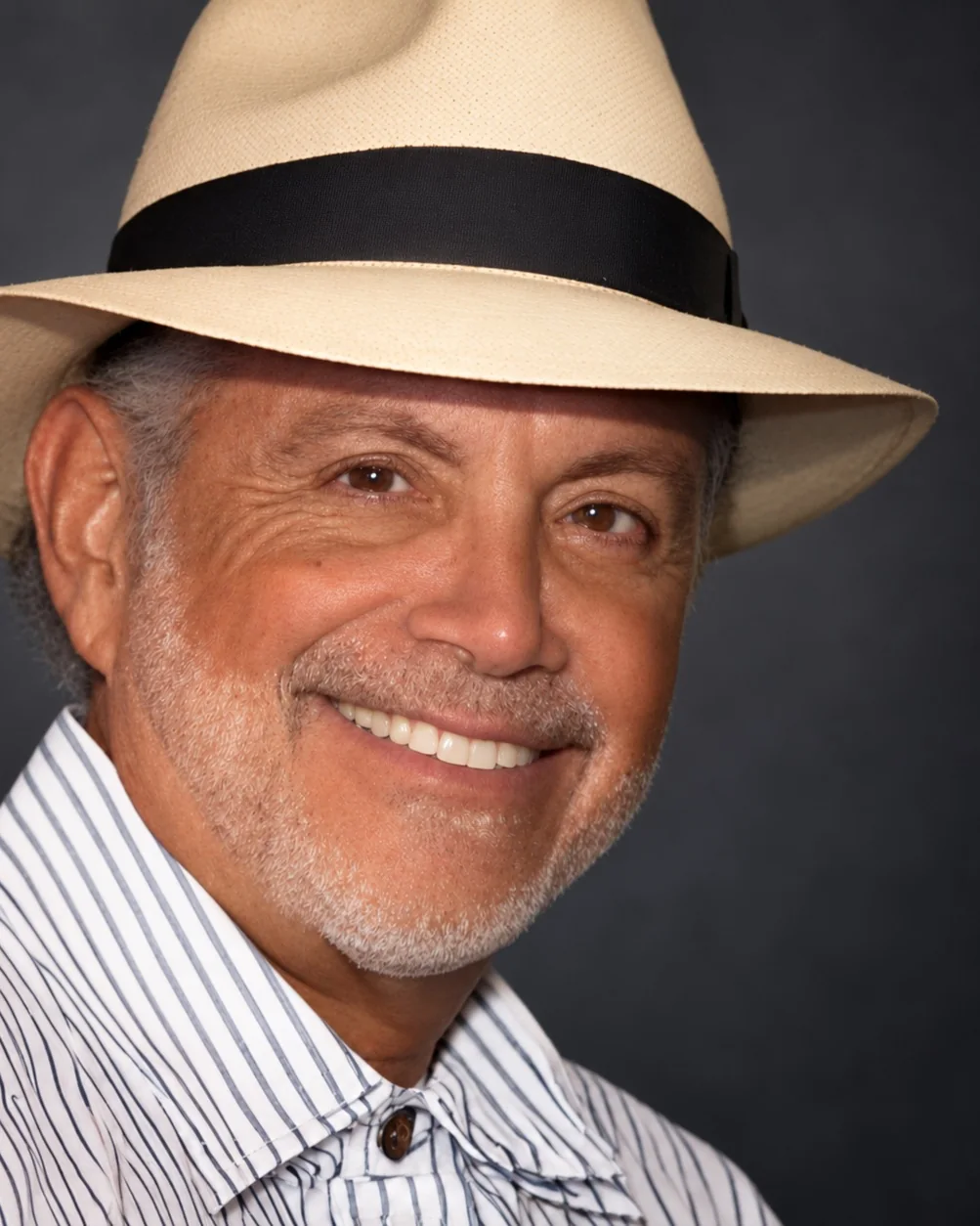 Portrait of David Wallack, CEO, Mango's Tropical Cafe.