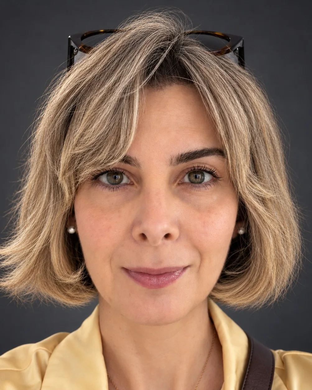 Portrait of Elena Zavelev, Director of Growth, .ART.